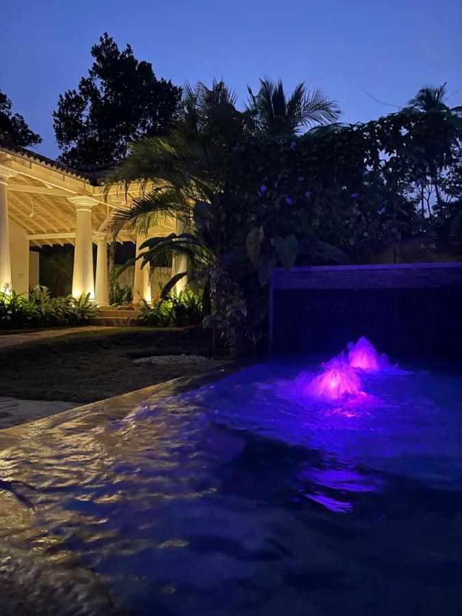 Claire Villa By Younger Villas & Resorts 阿杭格默 外观 照片